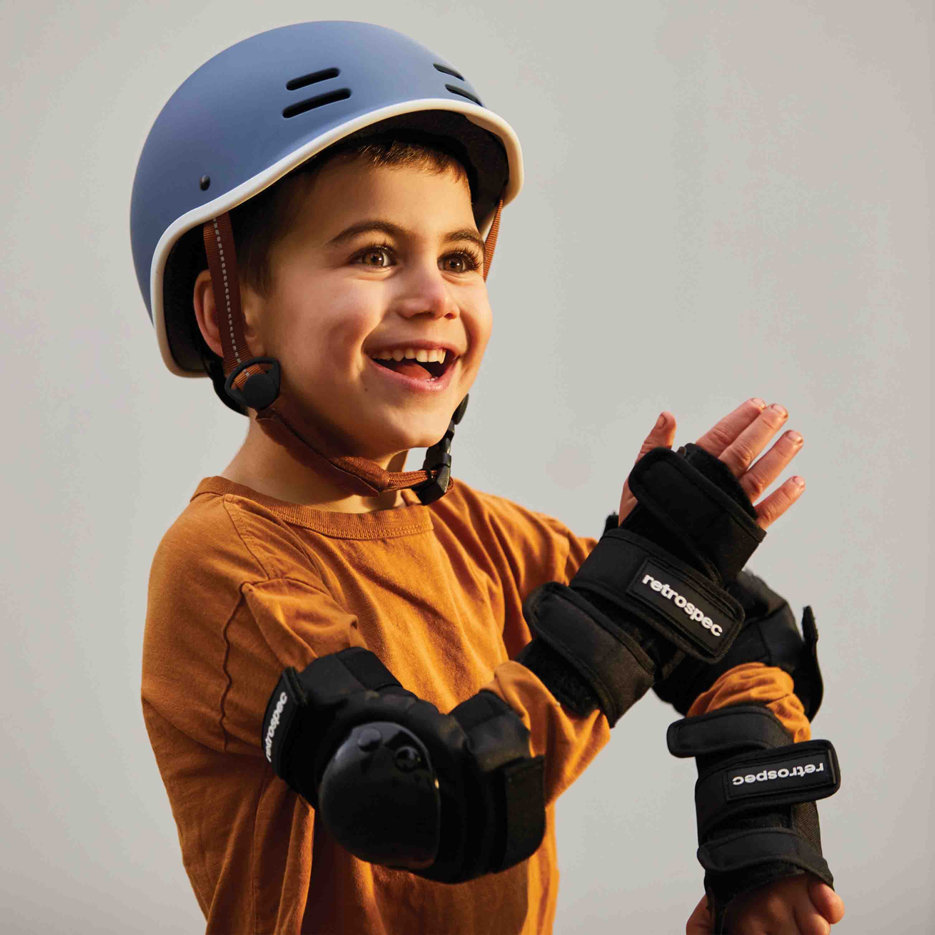 Protect Knee and Elbow Pads w/ Wrist Guards - Image 16